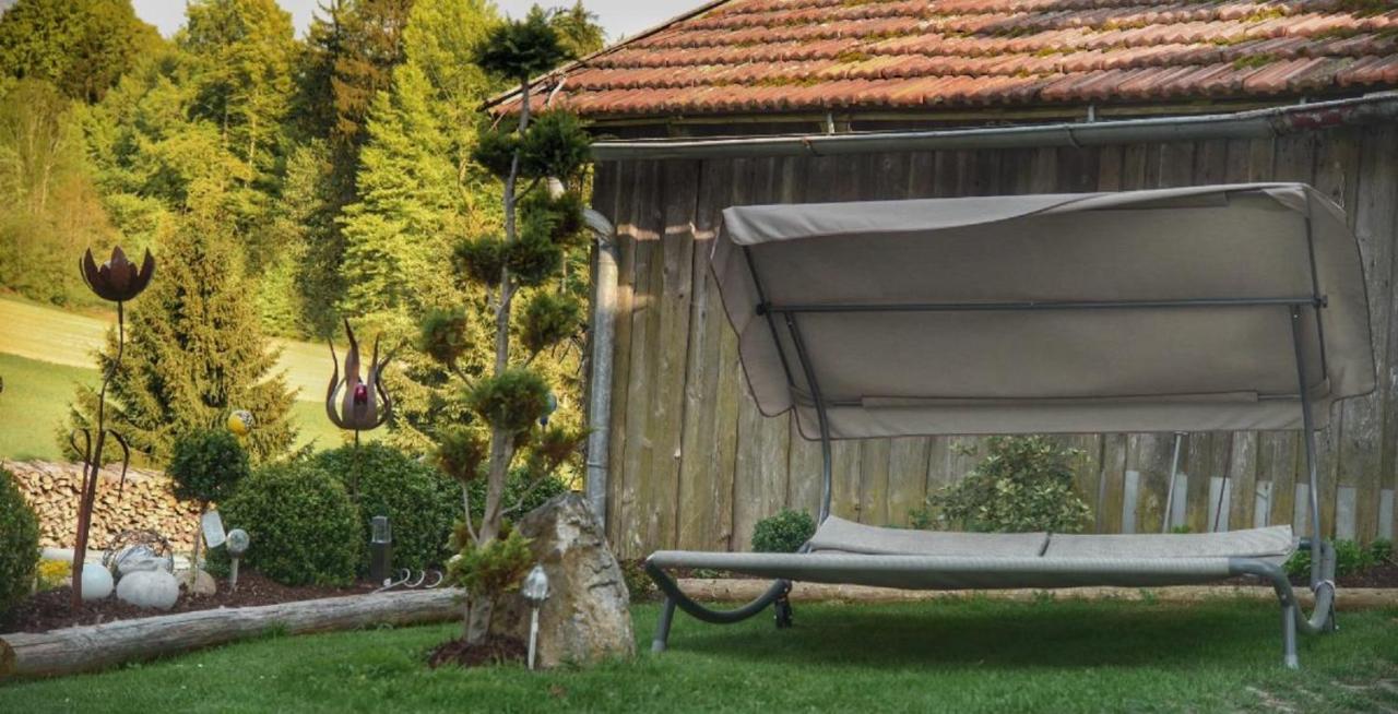 Ferienwohnung Mirtei Hohenau Екстер'єр фото